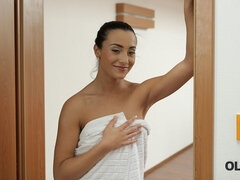 18, 爸, Hd, 旦那, なめる, ピアス, 剃毛, ティーン