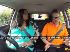 Mooie dikke vrouwen, Grote kont, Pijpbeurt, Brits, Auto, Slipje, Gezichtspunt, Tieten likken