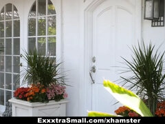 Grote lul, Sperma in gezicht, Hd, Interraciaal, Naakt, Mager, Tiener, Tieten likken