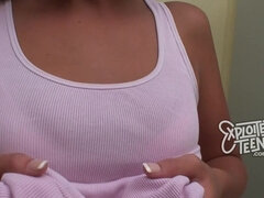 18 ans, Amateur, Grosse bite, Sucer une bite, Brunette brune, Tir de sperme, Pov, Adolescente