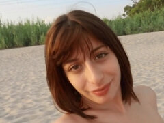 Morena, Estilo perrito, Penetracion con dedos, Atragantadas, Tetas naturales, Pov, Flaco, Tatuaje