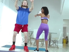 Amateur, Brunette brune, Gorge profonde, Queue, Doigter, Hd, Maigrichonne, Adolescente