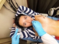 Sadomasoquismo, Entre bastidores, Médico, Penetracion con dedos, Guantes, Látex, Orgasmo, Coño