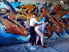 Sadomasochismus, Braunhaarige, Spermaladung, Öffentlich, Russisch, Strapon, Jungendliche (18+), Flotter dreier