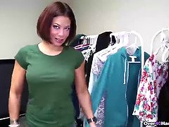 Grosse titten, Handjob, Latina, Milf, Mutti, Pov, Tätowierung, Titten