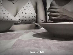 Asiatique, Petite amie, Branlette thaïlandaise, Hd, Indienne, De plein air, Public, Adolescente