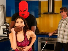 Gorda, Culo grande, Mamada, Morena, Cornudo, Interracial, Cocina, Adolescente