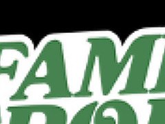 Culo grande, Tetas grandes, Rubia, Coño, Gritar, Madrastra, Adolescente, Trio