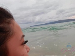 Amateur, Plage, Exhib, Petite amie, Orgasme, Pov, Public, Fumer