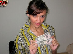 フェラチオ, 彼氏, 茶髪の, 浮気する, 淫乱熟女, ショートヘア, タトゥー, ティーン