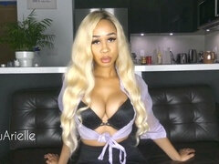 Femme dominatrice, Humiliation