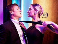 Gros cul, Grosse bite, Gros seins, Blonde, Sucer une bite, Mère que j'aimerais baiser, Rasée, Jarretelles