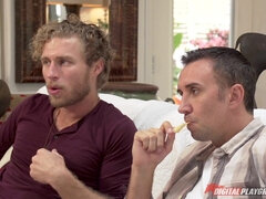 Verga grande, Tetas grandes, Rubia, Mamada, Engañando, Garganta profunda, Corridas faciales, Coño