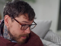 Lieveling, Pijpbeurt, Bruinharig, Rondborstig, Hardcore, Moeder die ik wil neuken, Naakt, Kut duiken