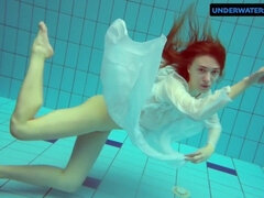 Leie, Hd, Nackt, Nudist, Pool, Rotschopf, Russisch, Unter wasser