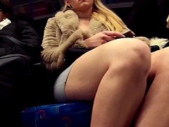 Pute, Sous la jupe, Voyeur