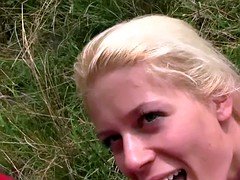 Grote kont, Grote mammen, Blond, Pijpbeurt, Hardcore, Openbaar, Tiener