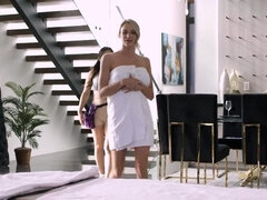 美女, 汚れた　, エロティック, 顔面騎乗, Hd, キス, オイル, オマンコ