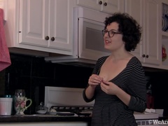 Sexy kitchen play with the elegant Tamar