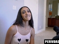 Sucer une bite, Tir de sperme, Papa, Monstre, Petite femme, Rasée, Tabou, Adolescente