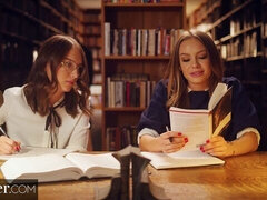 Красотки, Блондинки, Член, Фетиш, Секс без цензуры, Молоденькие, Втроем, Сиськи