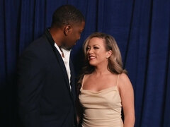 Arsch, Grosser schwanz, Blondine, Spermaladung, Hd, Interrassisch, Milf, Natürlichen titten