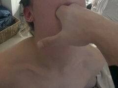 Asiatisch, Blasen, Freund, Schwanz, Würgen, Maske, Schlampe, Hintern versohlen