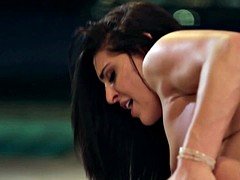 Grote mammen, Bruinharig, Pornster