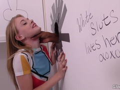 18 jahre, Blondine, Aufs gesicht abspritzen, Schwanzloch, Zierlich, Rasiert, Jungendliche (18+)