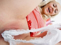 18 jahre, Grosser arsch, Grosse titten, Blondine, Fingern, Rasiert, Entkleiden, Jungendliche (18+)