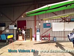 Indio, Desnudarse, Calientapollas