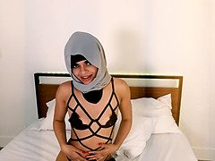 Amerikanisch, Arabisch, Tussi, Grosse titten, Blasen, Spermaladung, Scherzbold, Jungendliche (18+)