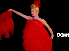 MILF shining in slutty burlesque costume