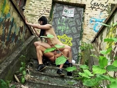 Pijpbeurt, Bruinharig, Emo jongen, Buiten, Tiener