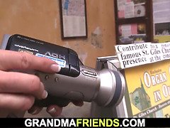 Abuelita, Lencería, Maduro, Hombre hombre mujer, Mamá, Realidad, Medias largas, Trio