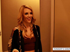 Спальня, Минет, Подружка, Ласковые ручки, Каблуки, Лизание, Киски, Чулки