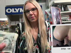 Blondine, Betrug, Tschechisch, Extrem, Geld, Öffentlich, Rau, Ehefrau
