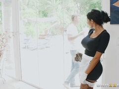 Брюнетки, Служанка, Натуральные сиськи, Софткор, Чулки, Тату, Молоденькие, Униформа