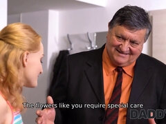 18 jahre, Gehörnter ehemann, Papi, Hd, Ungarisch, Muschi, Rasiert, Sohn