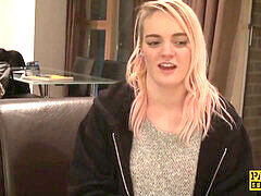 Britannique, Tir de sperme, Claque, Adolescente