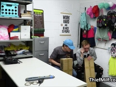 Enthousiasteling, Bruinharig, Bedriegen, Hardcore, Rijpe lesbienne, Moeder die ik wil neuken, Kantoor, Spion