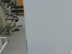 Любители, Жопа, Блондинки, Член, Спортзал, Натуральные сиськи, От первого лица, На публике