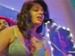 Aziatisch, Grote lul, Pijpbeurt, Hardcore, Huisgemaakt, Indisch, Rijpe lesbienne, Bekijker