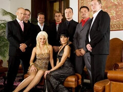 Gros cul, Grosse bite, Bukkaké, En levrette, Groupe, Hard, Mère que j'aimerais baiser, Nénés