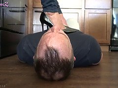 Sadomasoquismo, Pies, Fetiche de pies, Pajear, Tacones, Lamidas, Madres para coger, Esclavo