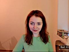 Amateur, Brunette brune, Hd, Mère que j'aimerais baiser, Maigrichonne, Solo, Nénés, Webcam