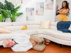 Cuarto de baño, Negro, Mamada, Ébano, Interracial, Tetas naturales, Voyeur, Mojado