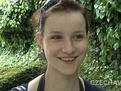 Leie, Grosser schwanz, Braunhaarige, Schwanz, Behaart, Unschuldig, Geld, Kurzes haar