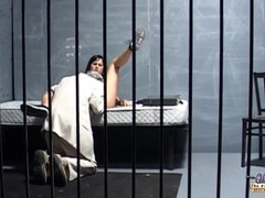 Noire, Sucer une bite, Brunette brune, Gorge profonde, Doigter, Prisonnier, Embrassement, Adolescente