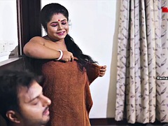 デカパイ, 三人